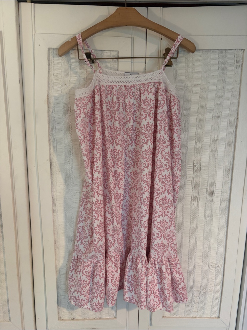 Petite Plume Lily Nightgown featuring a pink damask pattern size 12